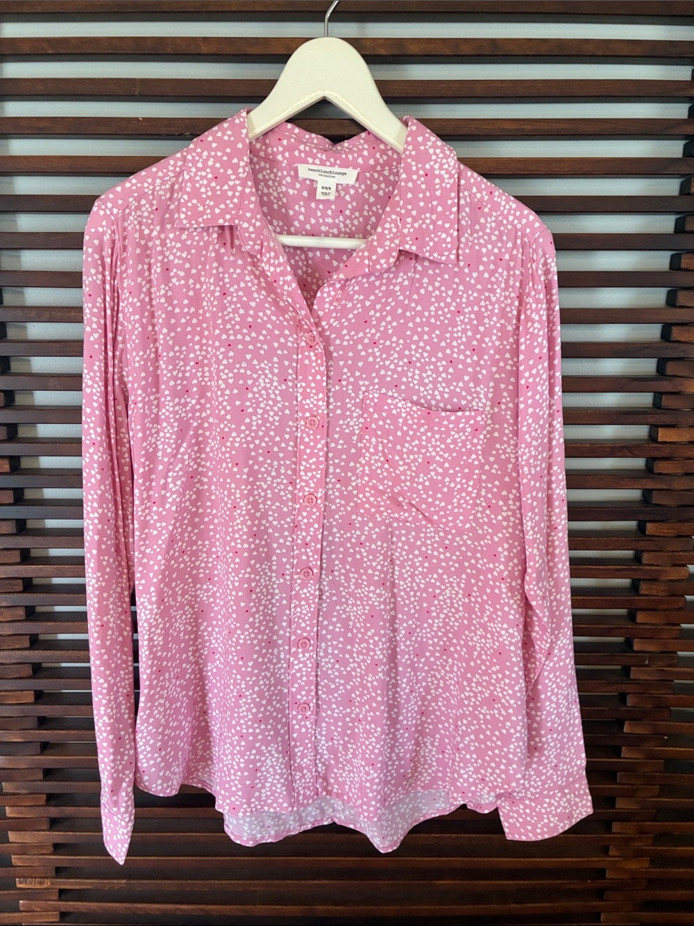 🎉NEW LISTING!🎉beachlunchlounge Heart Print Button-Up Shirt